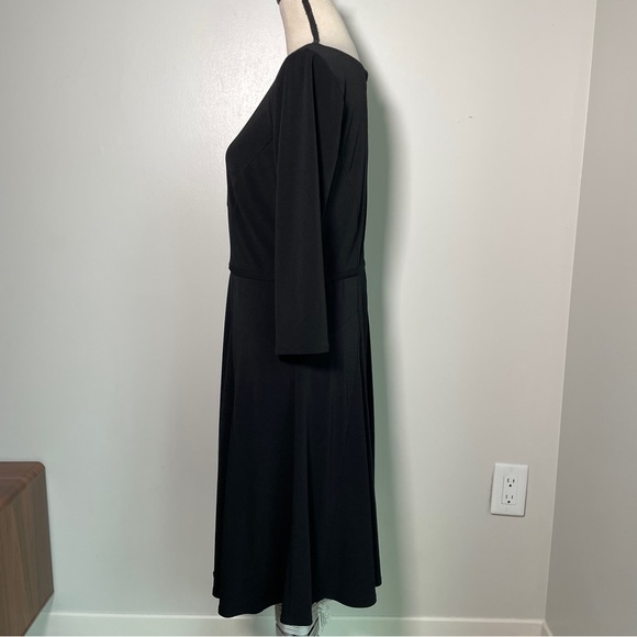 Ann Taylor Black Fit and Flare 3/4 Sleeves Size 10 - Picture 7 of 13